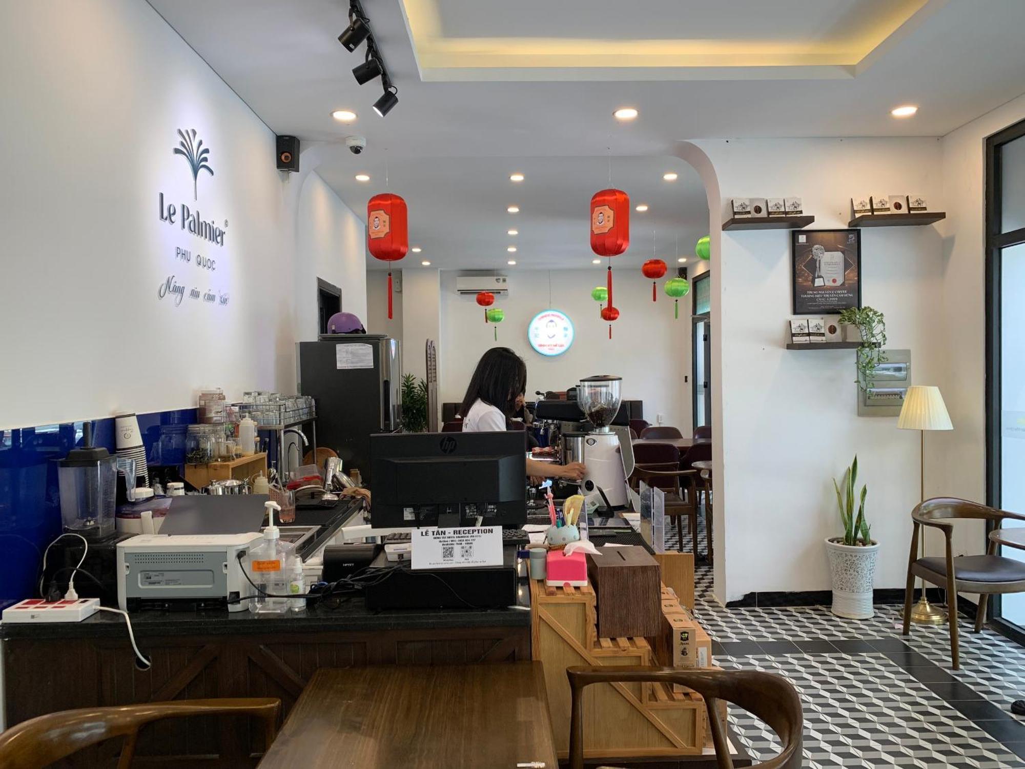 Le Palmier Phu Quoc Hotel エクステリア 写真